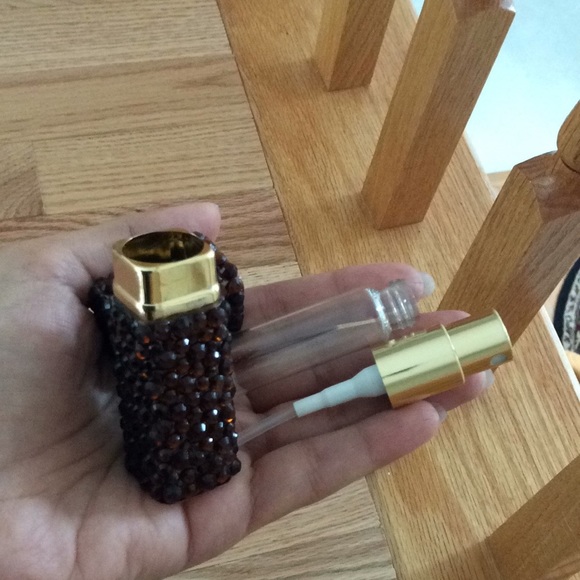 ✨NEW✨ 🤎💎 Avon BLING Rhinestone Brown Sugar Spray Atomizer w/OUD BOUQUET! 💎🤎✨ - Picture 12 of 16